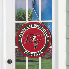 Tampa Bay Buccaneers Round Door Décor with Hanging Rope, 18x18, NFL, Home