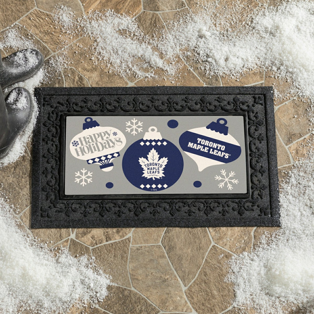 Toronto Maple Leafs Holiday Flocked Coir Sassafras Switch Mat, 22"x10", NHL