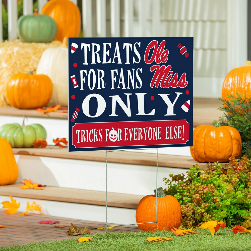 University of Mississippi Yard Sign, Halloween Treats for Fans, Collegiate, Home