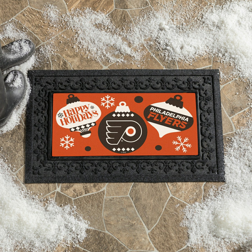 Philadelphia Flyers Holiday Flocked Coir Sassafras Switch Mat, 22"x10", NHL