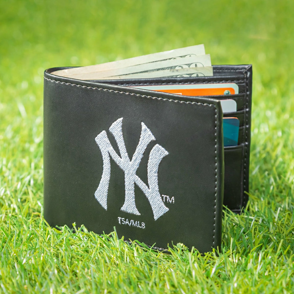 New York Yankees Black Bi-Fold Embroidered Wallet w/ RFID Blocking, MLB, Home