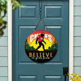 Kansas City Chiefs Bigfoot Round Door Décor with Hanging Rope, 18x18, Home