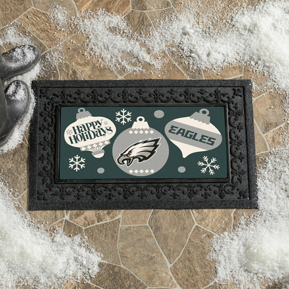 Philadelphia Eagles Holiday Flocked Coir Sassafras Switch Mat, 22"x10", NFL