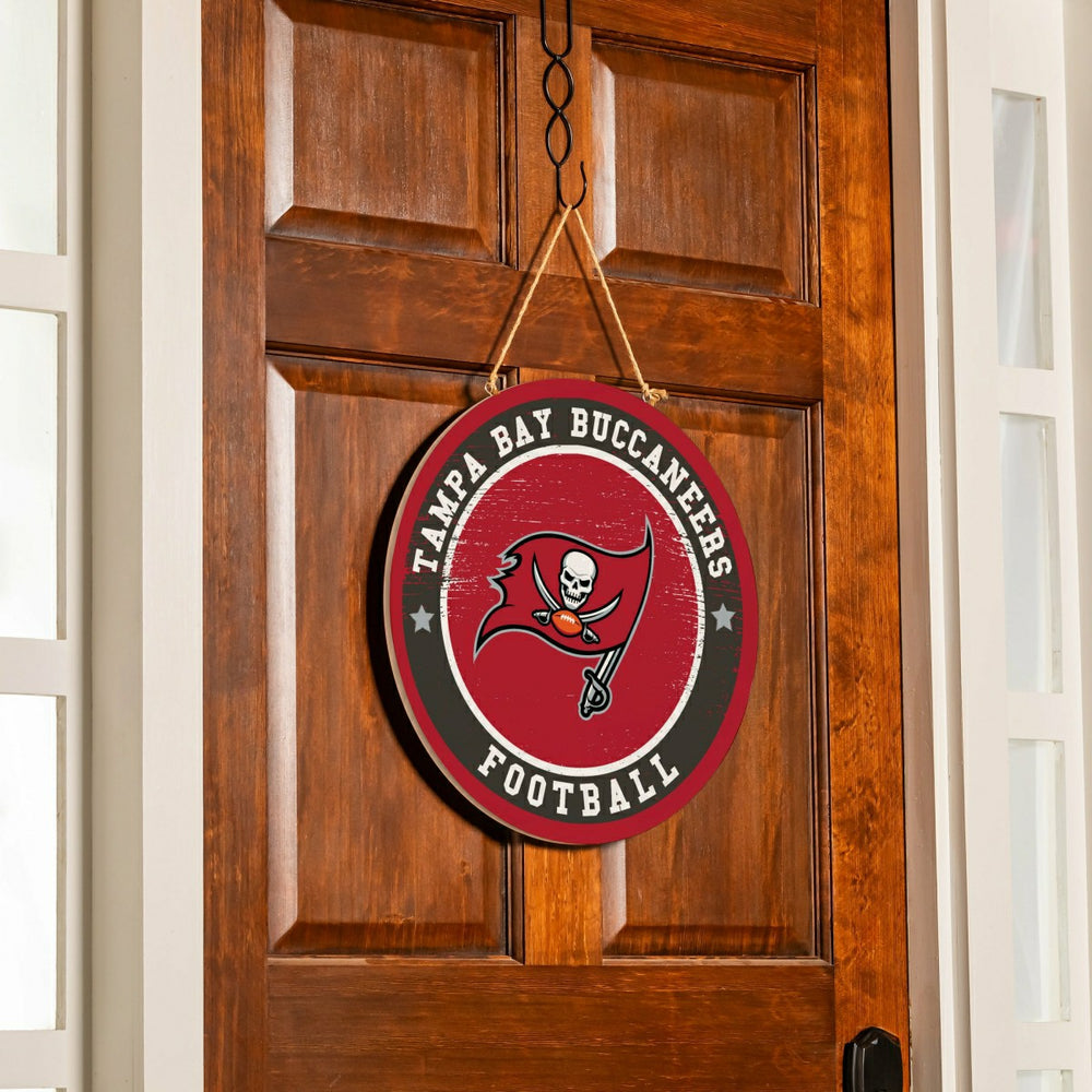 Tampa Bay Buccaneers Round Door Décor with Hanging Rope, 18x18, NFL, Home