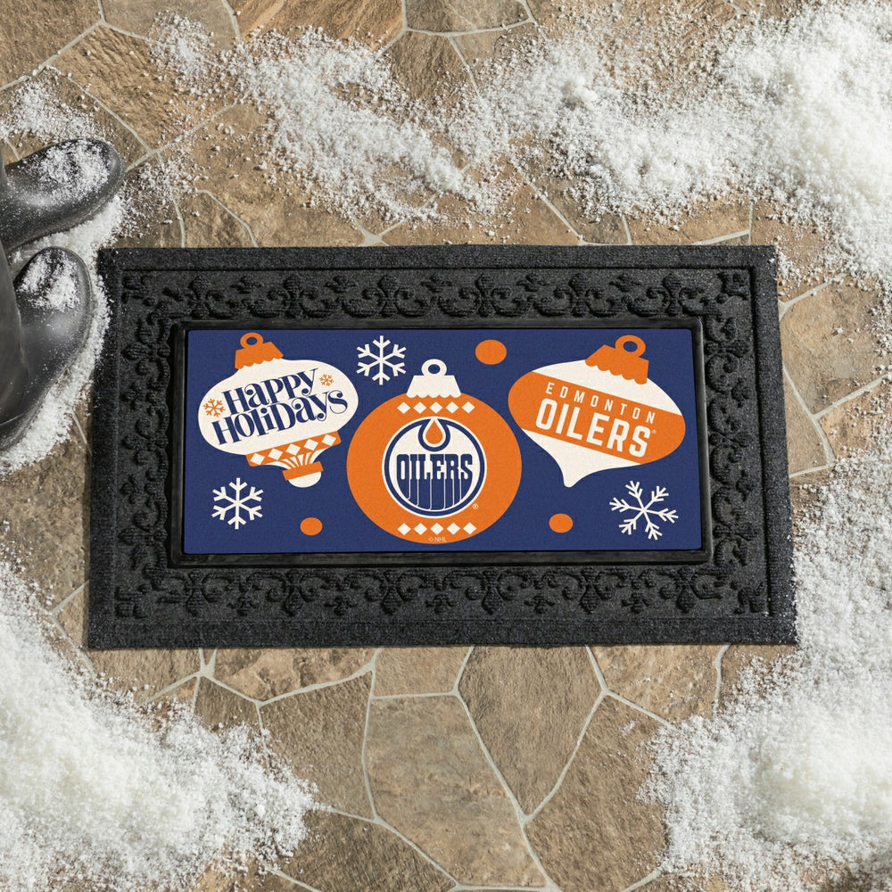 Edmonton Oilers Holiday Flocked Coir Sassafras Switch Mat, 22"x10", NHL