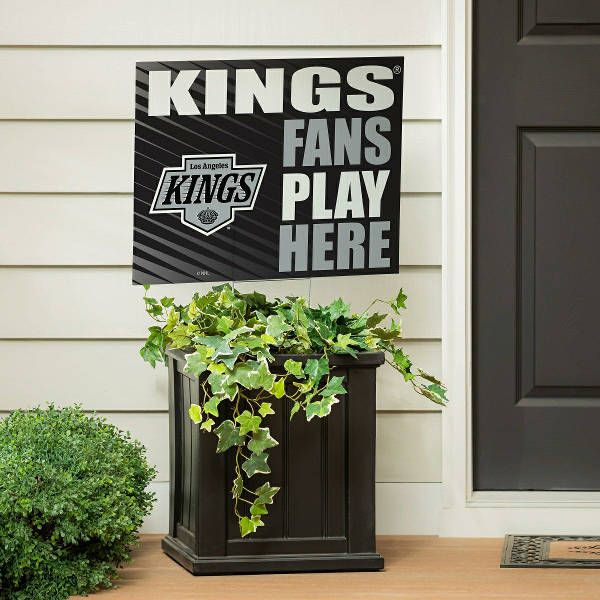 Los Angeles Kings Coroplast Yard Sign "Fans Play Here", NHL, Home