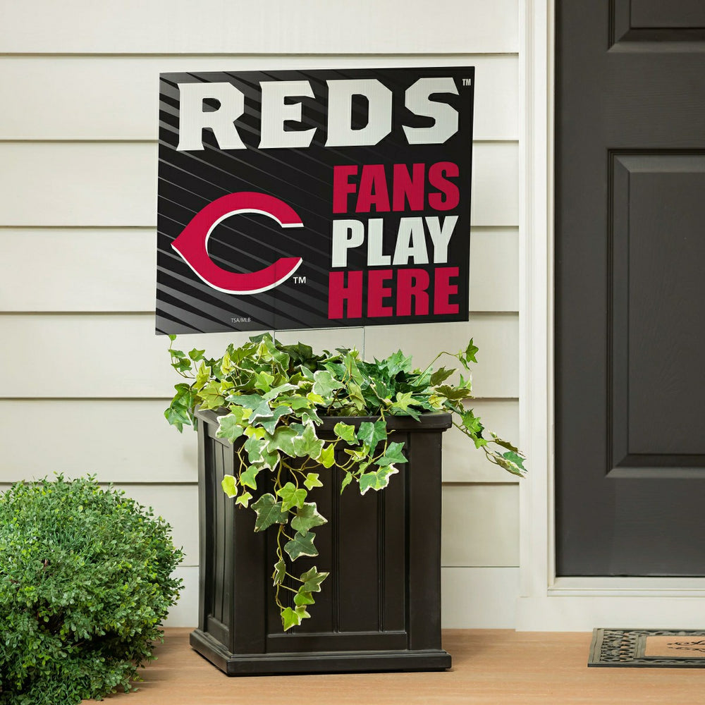 Cincinnati Reds Coroplast Yard Sign "Fans Play Here", MLB, Home