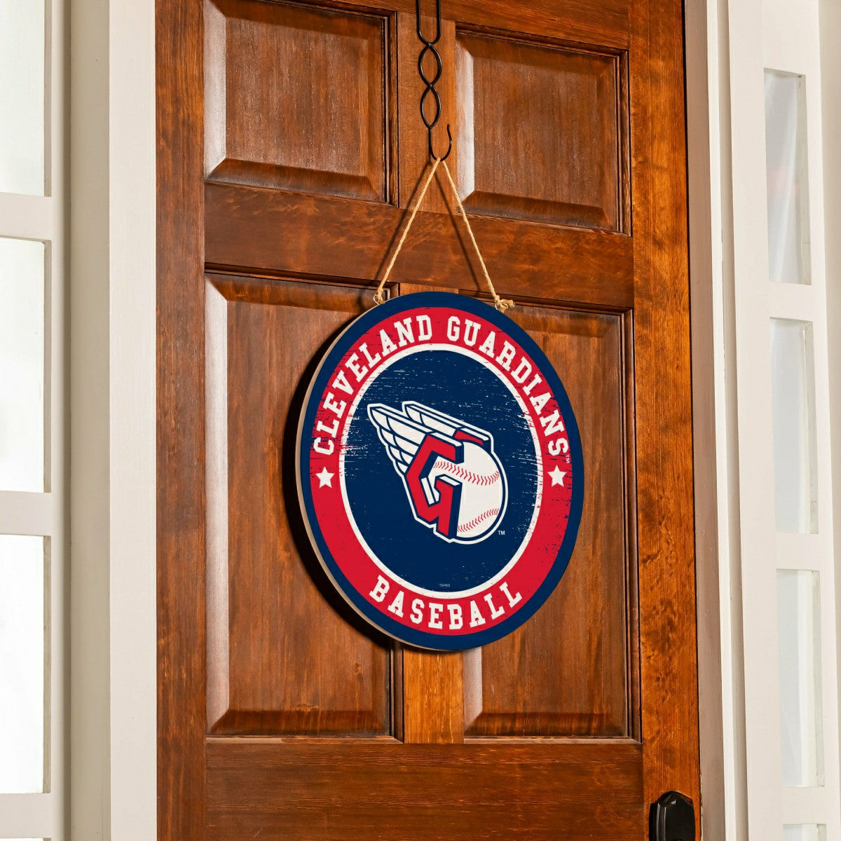 Cleveland Guardians Round Door Décor with Hanging Rope, 18x18, MLB, Home