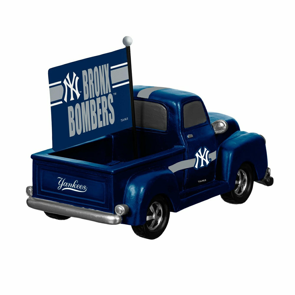 Detroit Lions Rally Truck Statue, MLB, Home