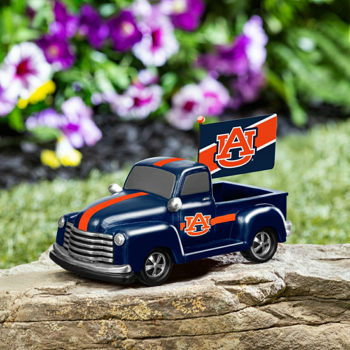 Detroit Lions Rally Truck Statue, Collegiate, Home