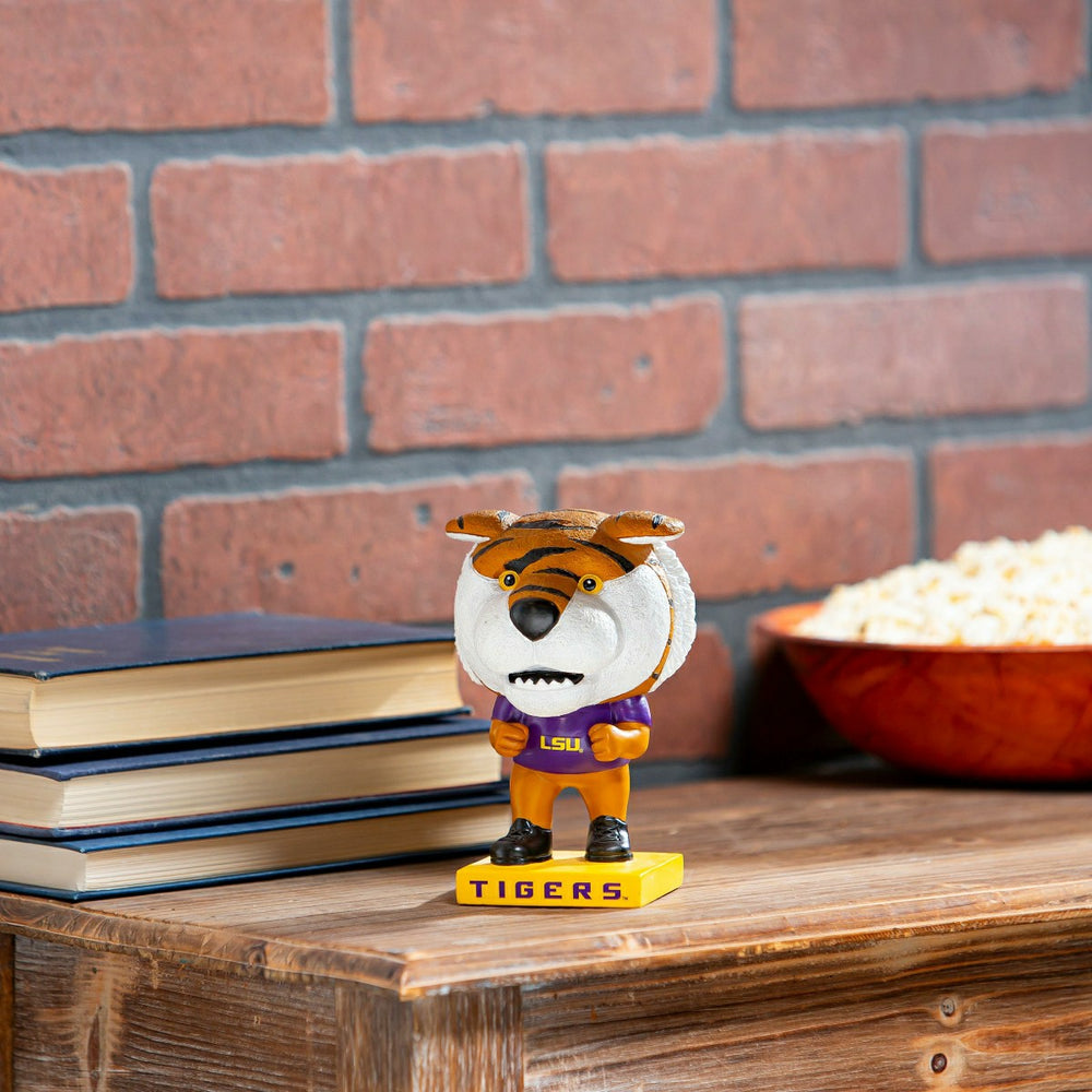 Lil Big Head Statue, Mascot, Louisiana State University, Collegiate, Home