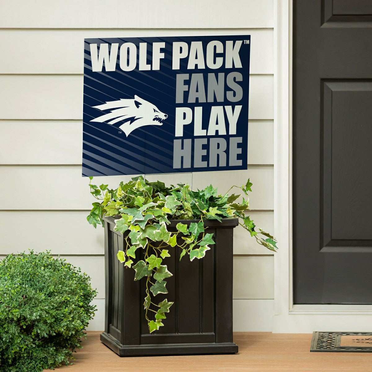 University of Nevada Coroplast Yard Sign "Fans Play Here", Collegiate, Home