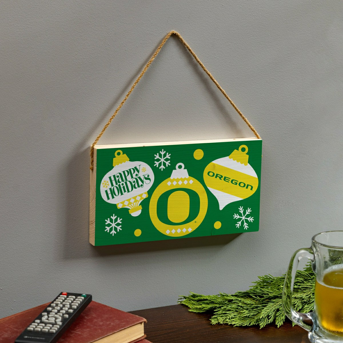 University of Oregon Holiday Wood Wall Sign, 6x11, Collegiate, Home