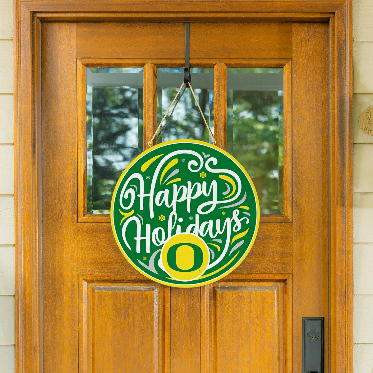 University of Oregon Holiday Round Door Décor with Hanging Rope, 18x18, Collegiate, Home