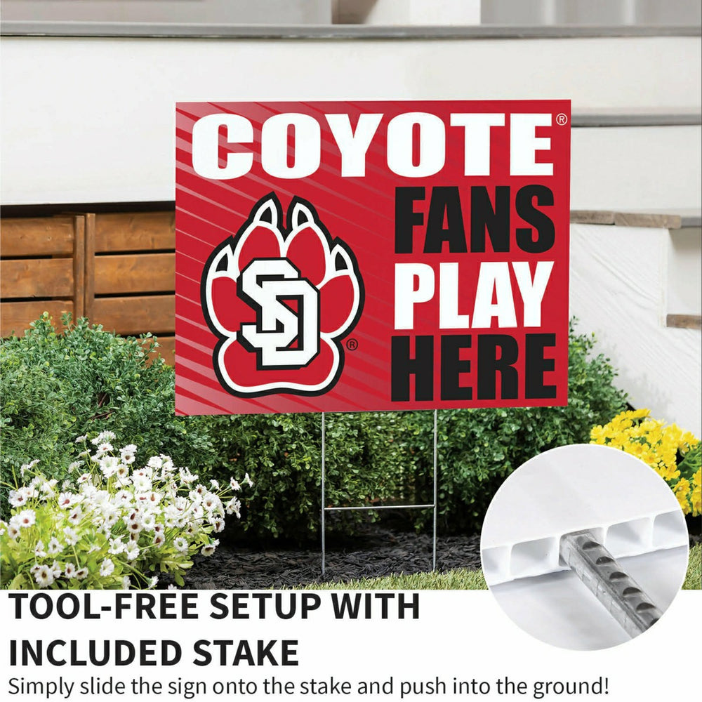 University of South Dakota Coroplast Yard Sign "Fans Play Here", Collegiate, Home