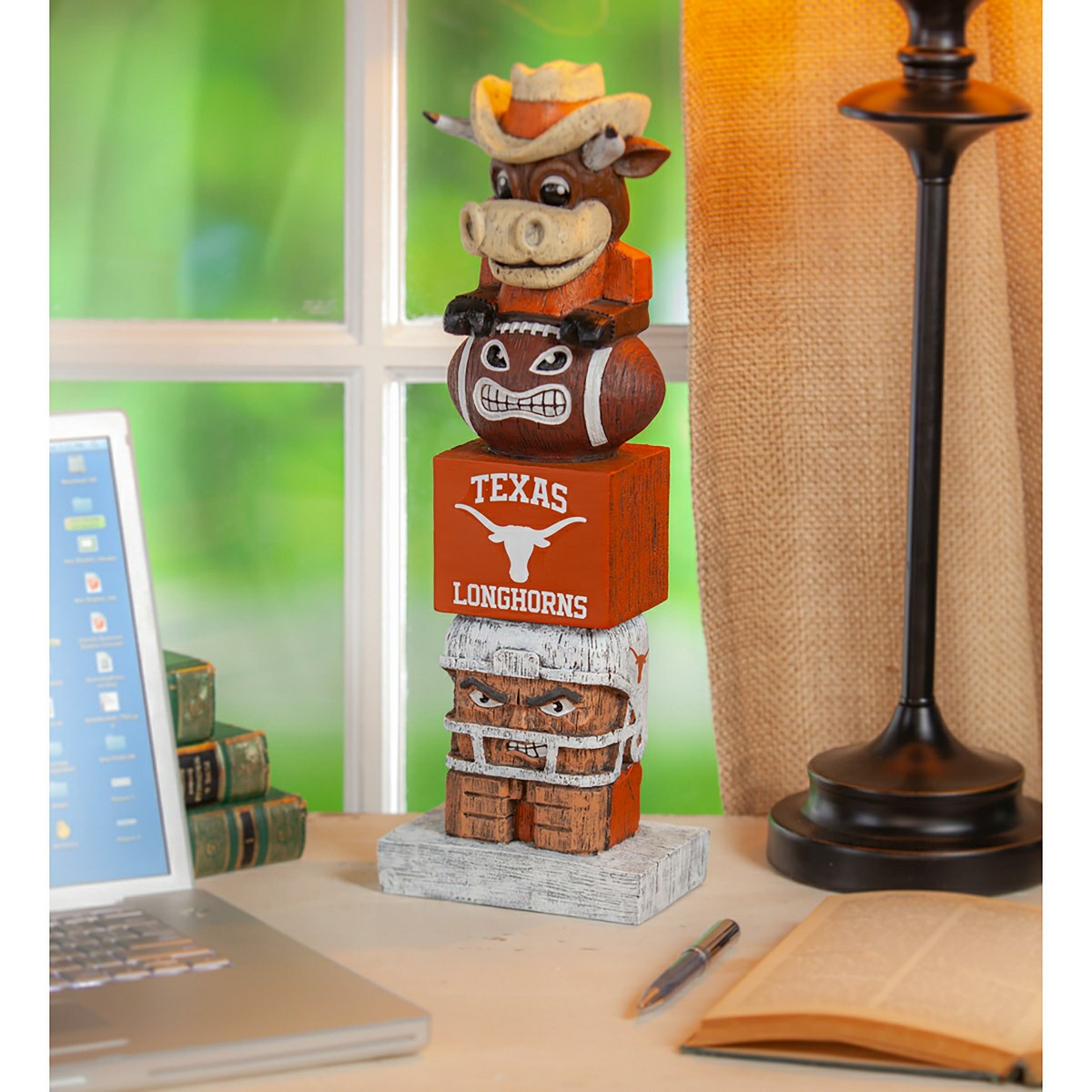 Team Garden Statue, University of Texas, Collegiate, Home