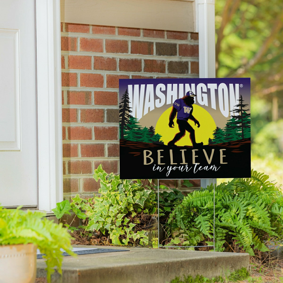 University of Washington Yard Sign, Bigfoot, Collegiate, Home