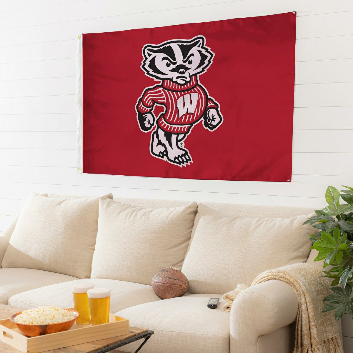University of Wisconsin-Madison Single Sided Flag w/ 2 Grommets, 3'x5', Collegiate, Home
