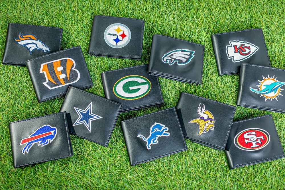 Buffalo Bills Black Bi-Fold Embroidered Wallet w/ RFID Blocking, NFL, Home