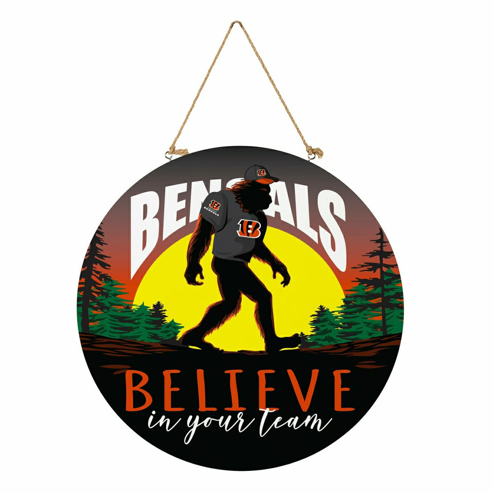 Cincinnati Bengals Bigfoot Round Door Décor with Hanging Rope, 18x18, NFL, Home