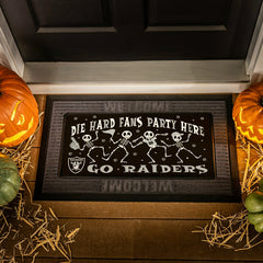 Las Vegas Raiders Flocked Coir Halloween Sassafras Switch Mat, 22"x10", NFL