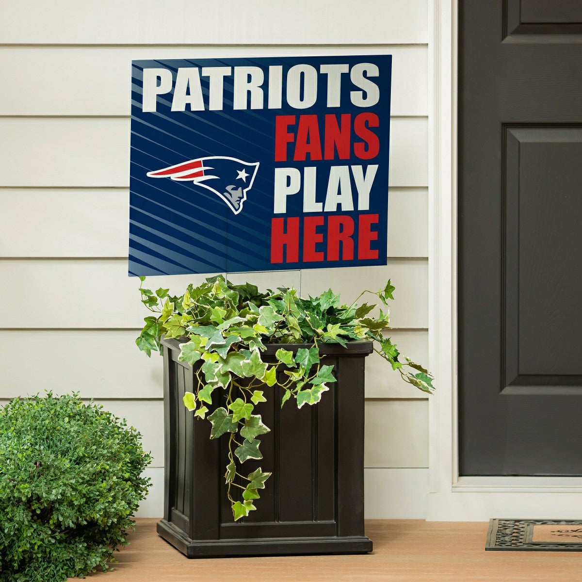 New England Patriots Coroplast Yard Sign "Fans Play Here", NFL, Home