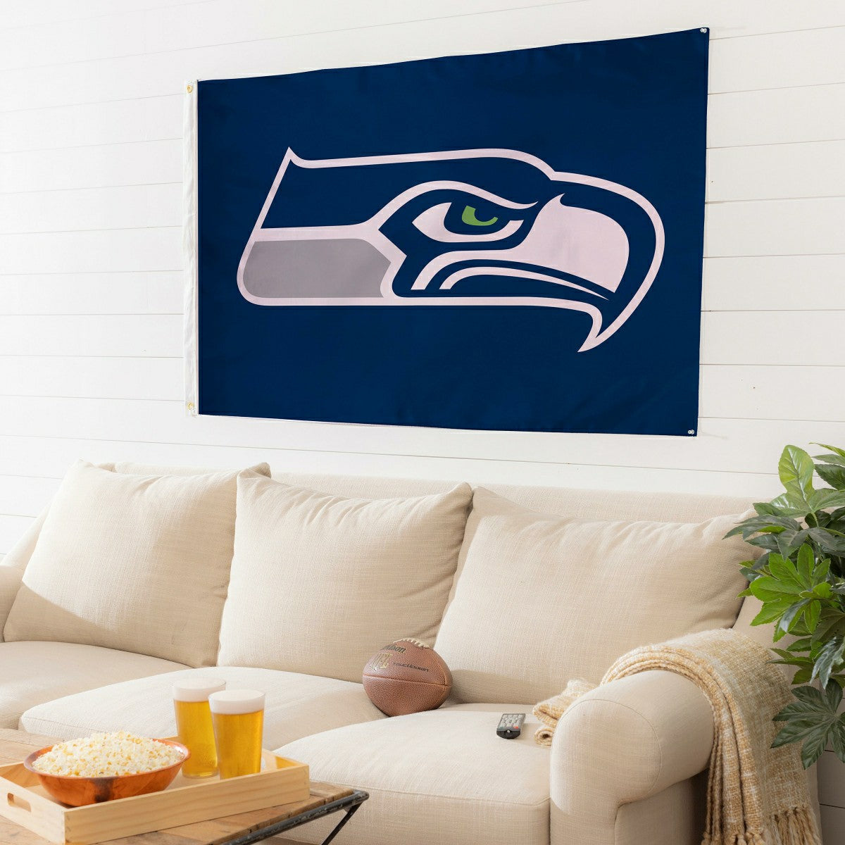 Seattle Seahawks Single Sided Estate Flag with 2 Grommets, 3'x5', Home, NFL