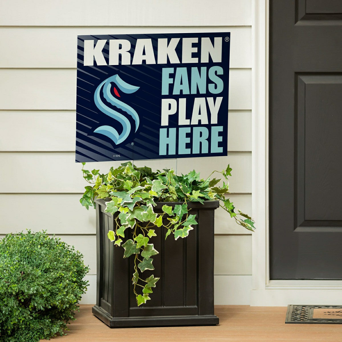 Seattle Kraken Coroplast Yard Sign "Fans Play Here", NHL, Home