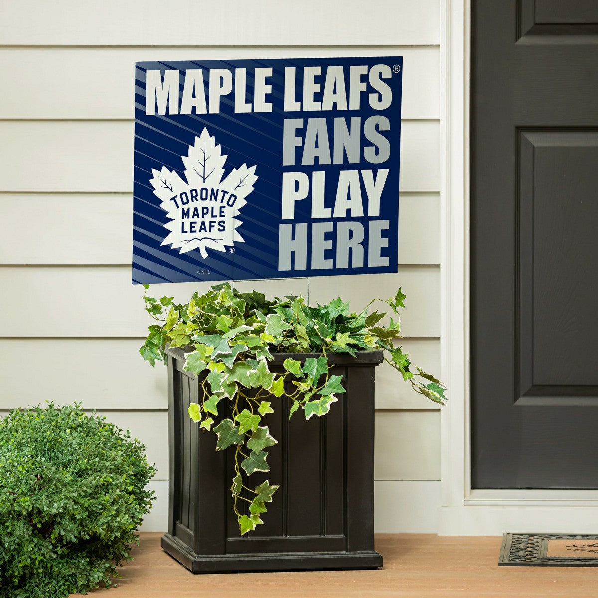 Toronto Maple Leafs Coroplast Yard Sign "Fans Play Here", NHL, Home