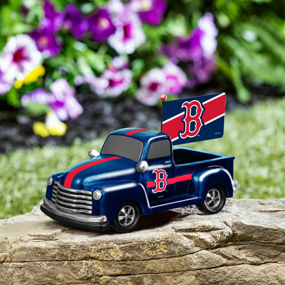 Detroit Lions Rally Truck Statue, MLB, Home