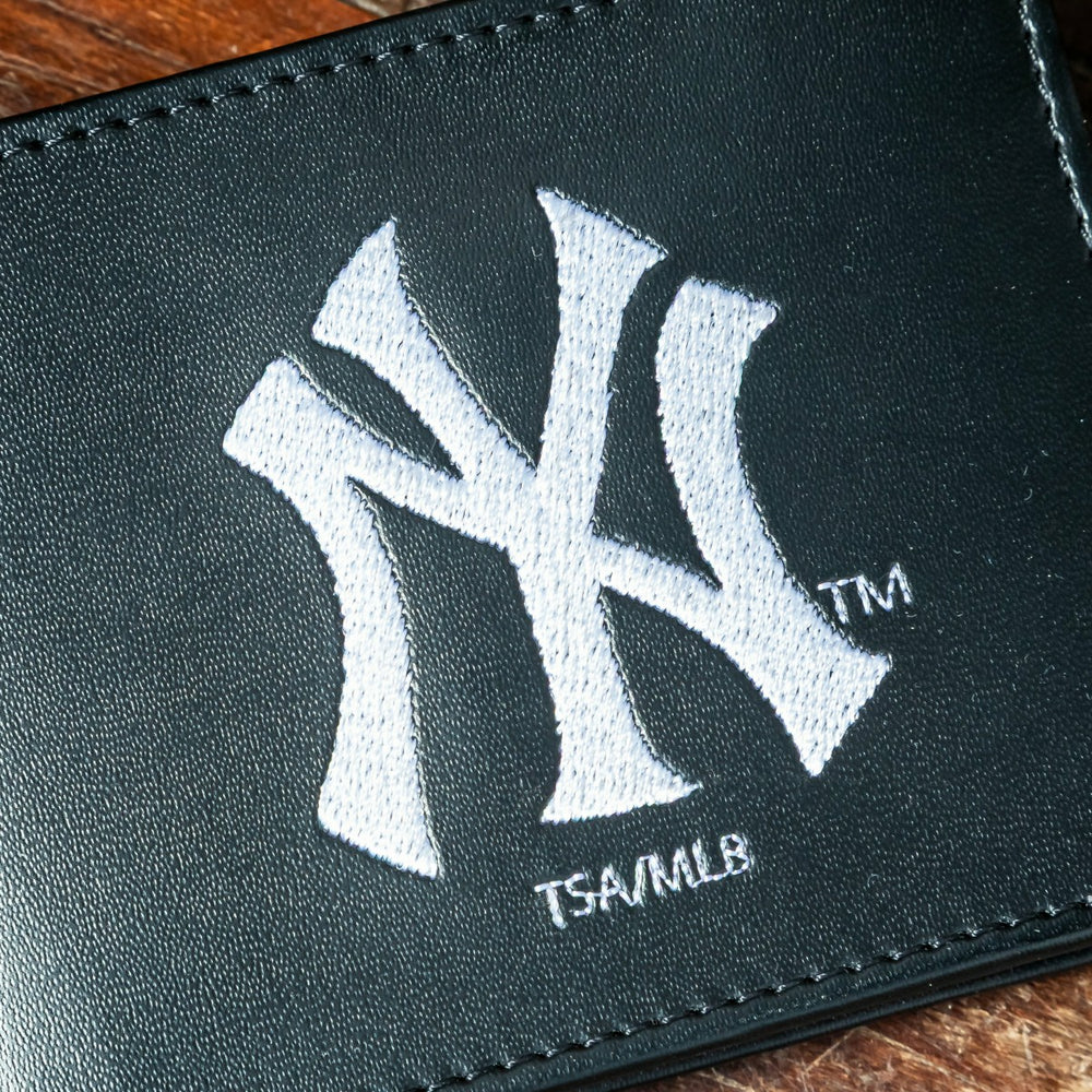 New York Yankees Black Bi-Fold Embroidered Wallet w/ RFID Blocking, MLB, Home