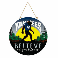 New York Yankees Bigfoot Round Door Décor with Hanging Rope, 18x18, MLB, Home