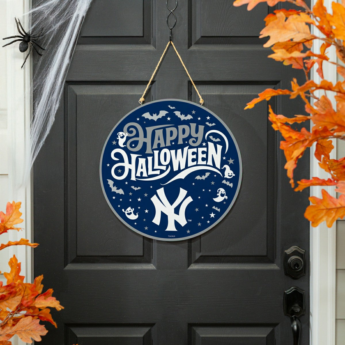 New York Yankees Halloween Round Door Décor with Hanging Rope, 18x18, MLB, Home