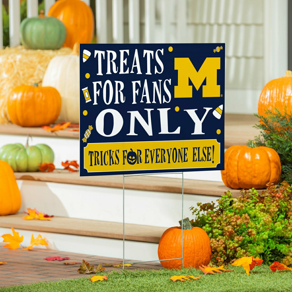 University Of Michigan Yard Sign, Halloween Treats for Fans, Collegiate, Home