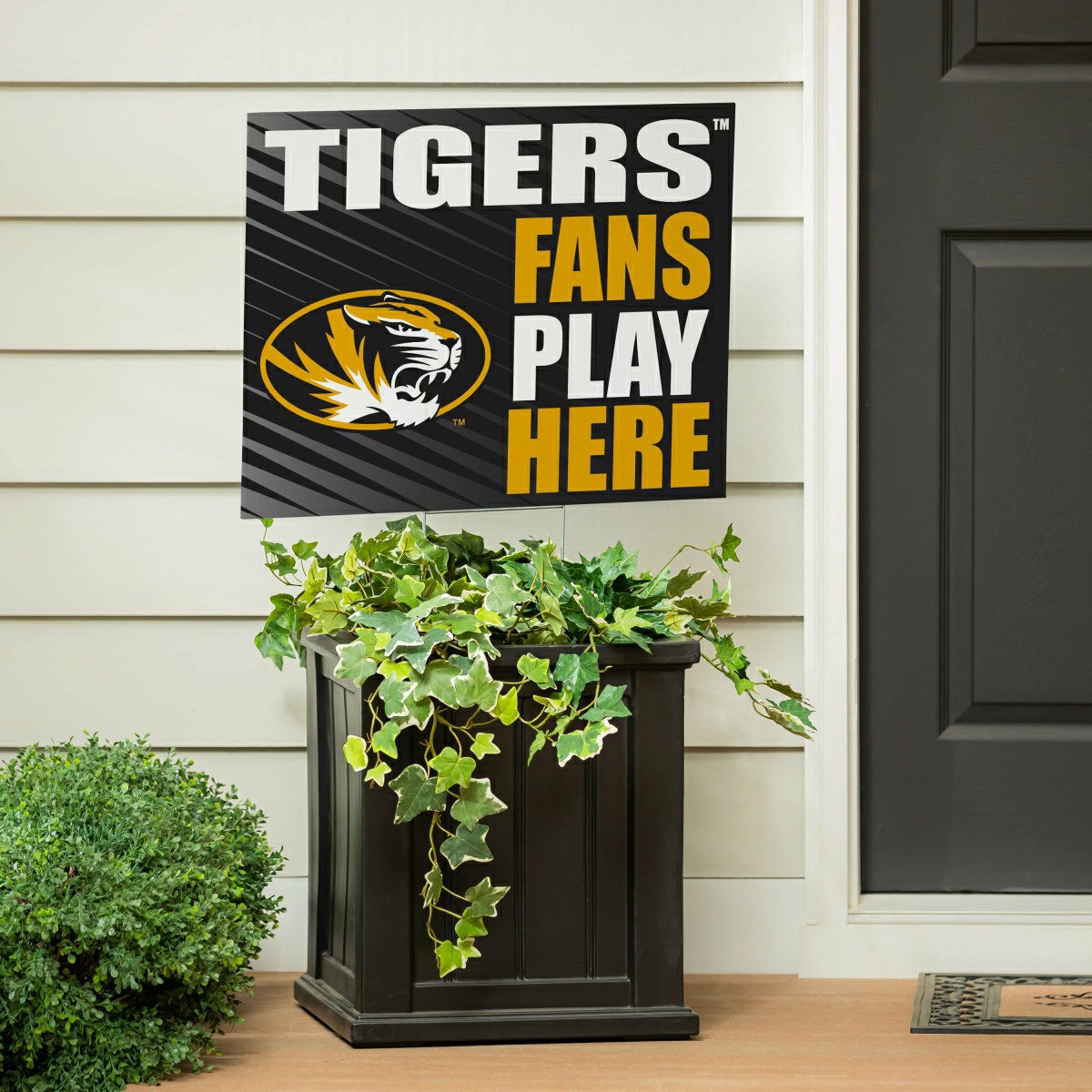 University of Missouri Coroplast Yard Sign "Fans Play Here", Collegiate, Home