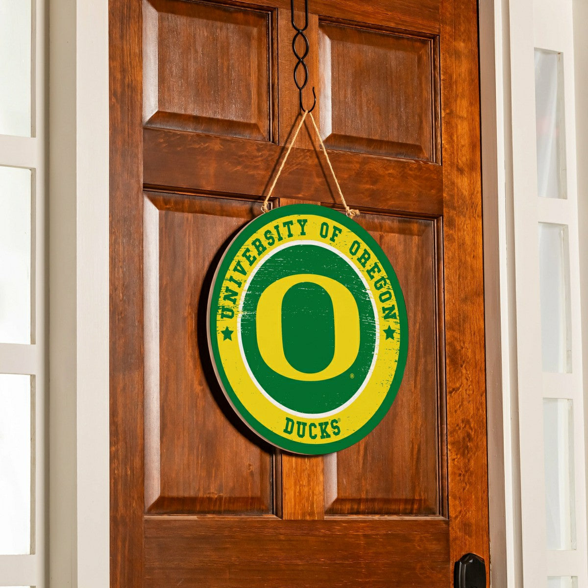 University of Oregon Round Door Décor with Hanging Rope, 18x18, Collegiate, Home