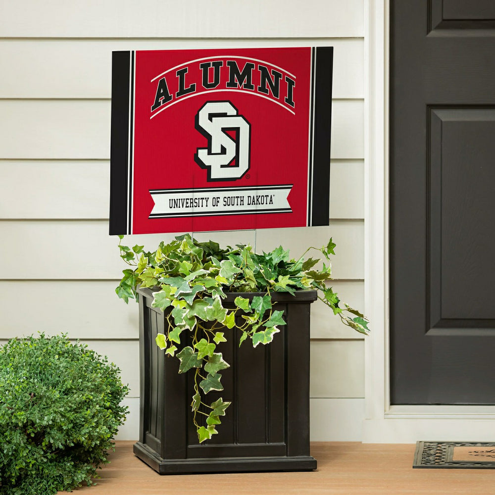 University of South Dakota Coroplast Yard Sign Alumni, Collegiate, Home