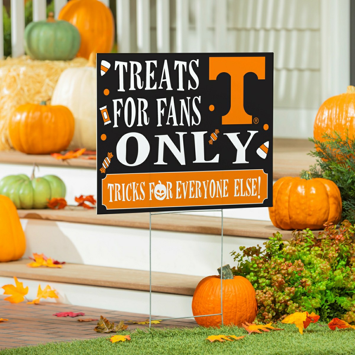University of Tennessee Yard Sign, Halloween Treats for Fans, Collegiate, Home