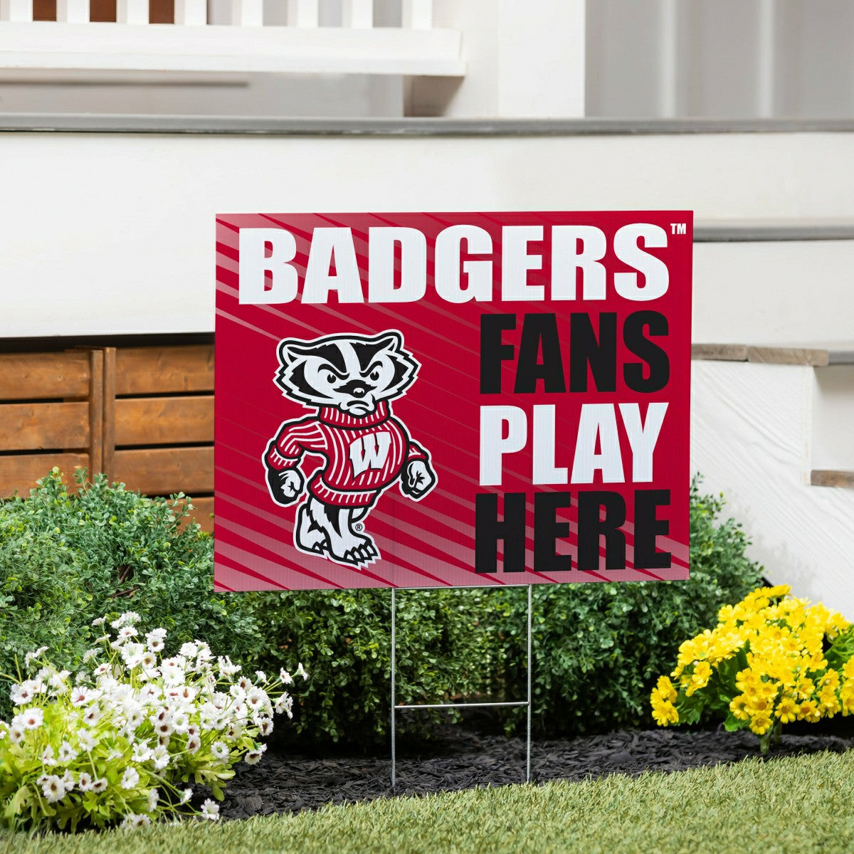 University of Wisconsin-Madison Coroplast Yard Sign "Fans Play Here", Collegiate, Home