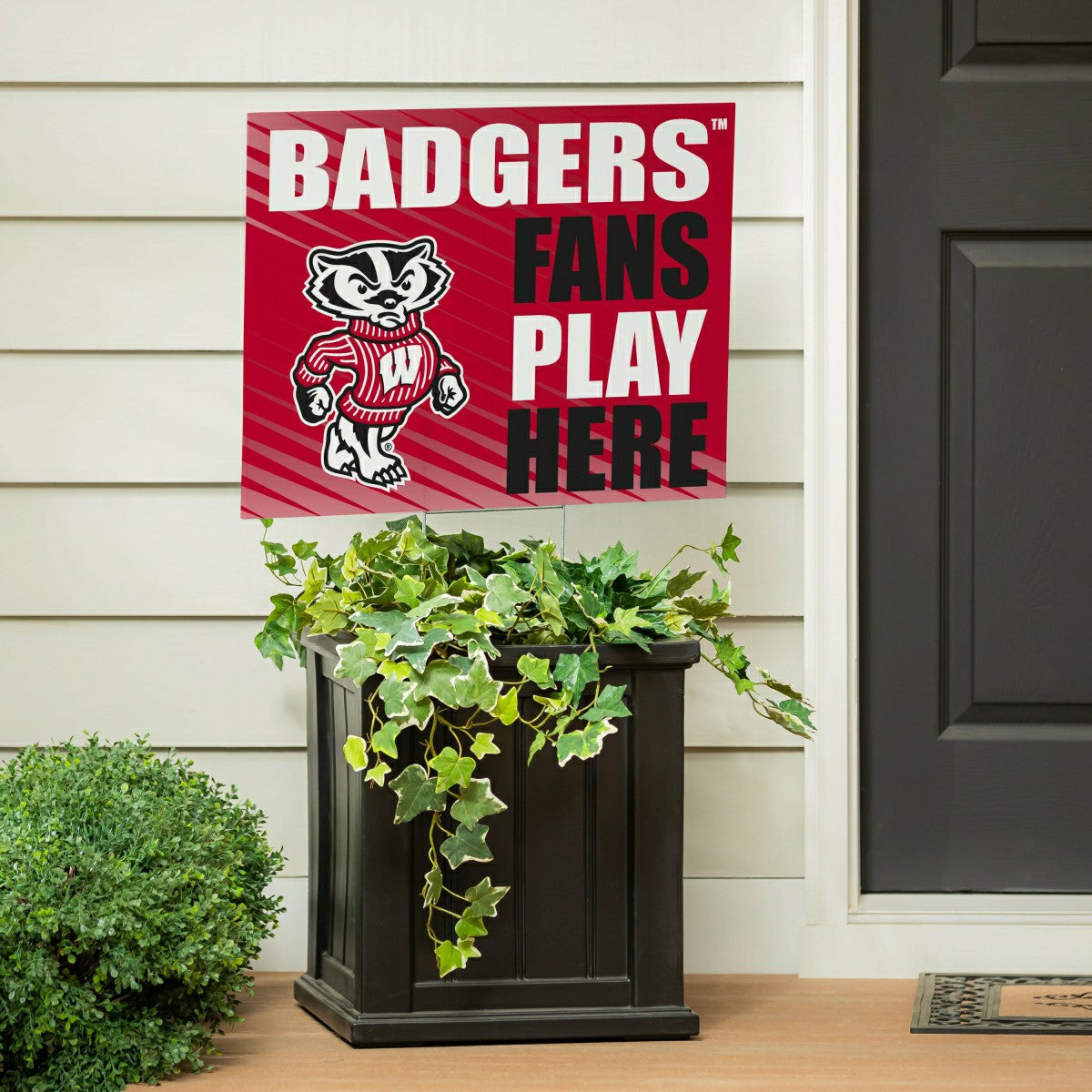 University of Wisconsin-Madison Coroplast Yard Sign "Fans Play Here", Collegiate, Home