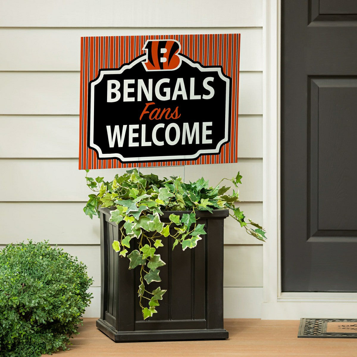 Cincinnati Bengals Coroplast Yard Sign, "Fans Welcome", NFL, Home