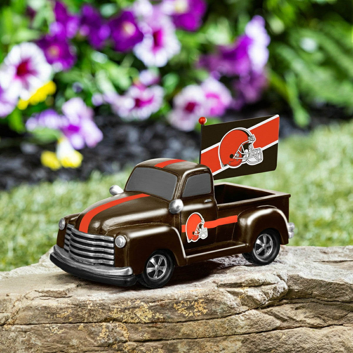 Cleveland Browns Rally Truck Statue, NFL, Home