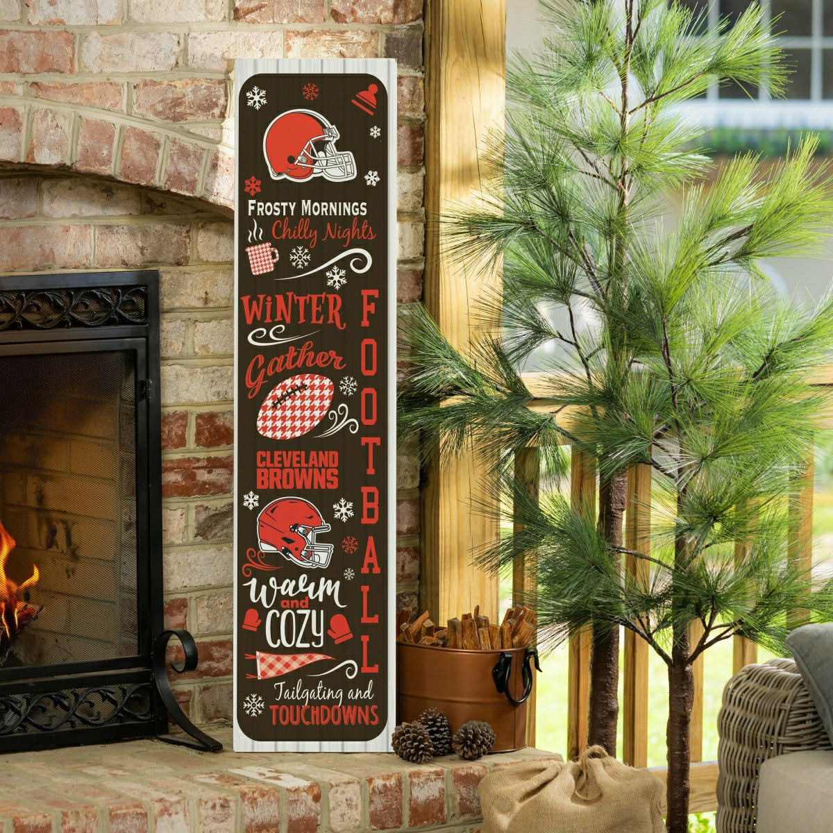 Cleveland Browns Winter Seasonal Double Sided Large Leaner, 46", NFL, Home