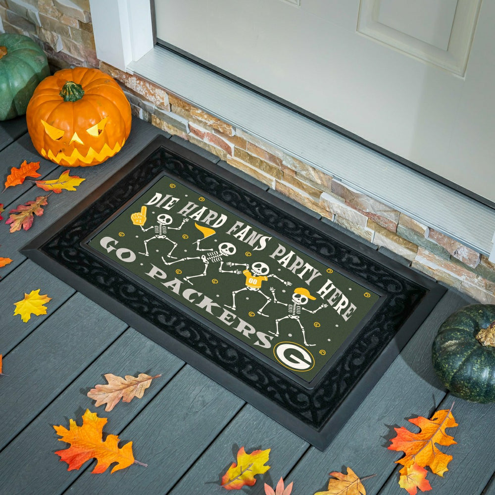 Green Bay Packers Flocked Coir Halloween Sassafras Switch Mat, 22"x10", NFL