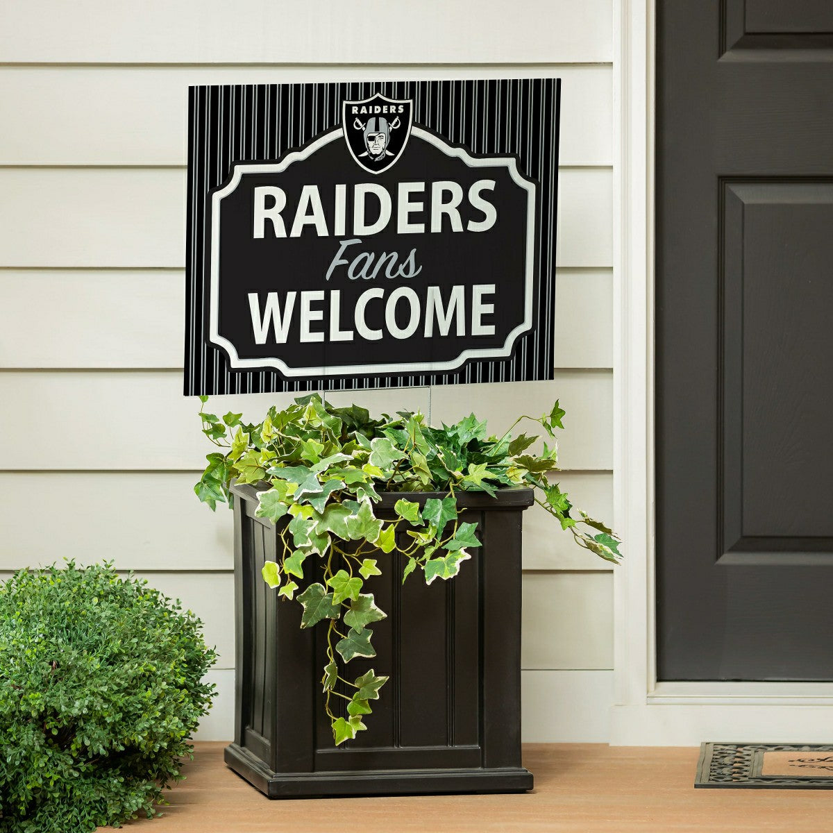 Las Vegas Raiders Coroplast Yard Sign, "Fans Welcome", NFL, Home