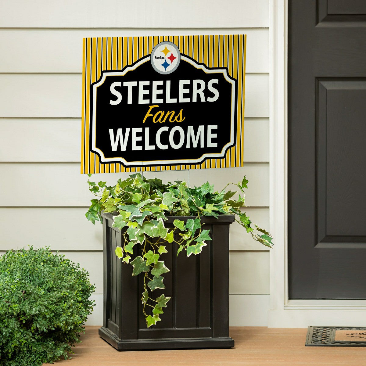 Pittsburgh Steelers Coroplast Yard Sign, "Fans Welcome", NFL, Home