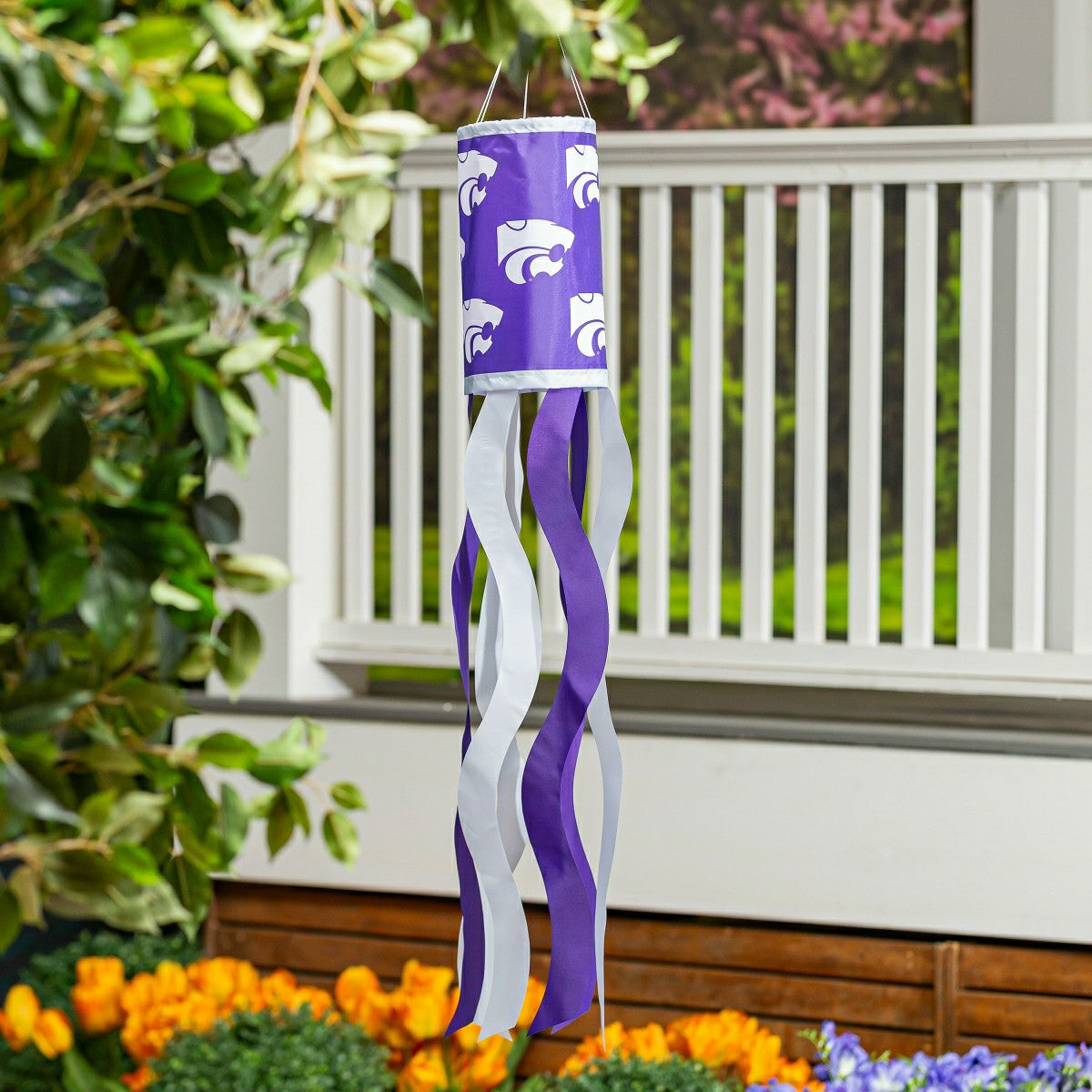 Kansas State University Windsock, Collegiate, Home