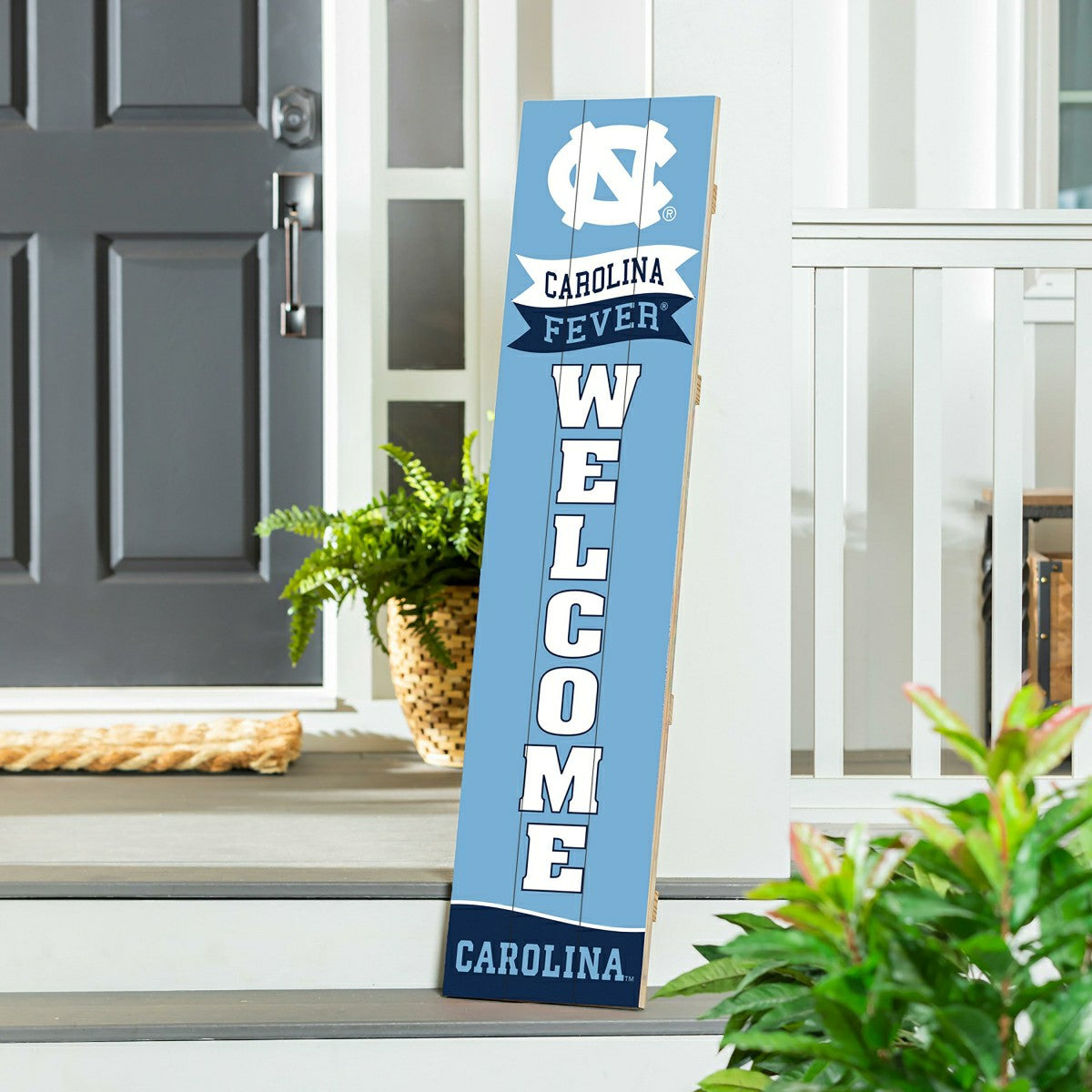 University of North Carolina Large Single Sided Leaner, 46", Collegiate, Home