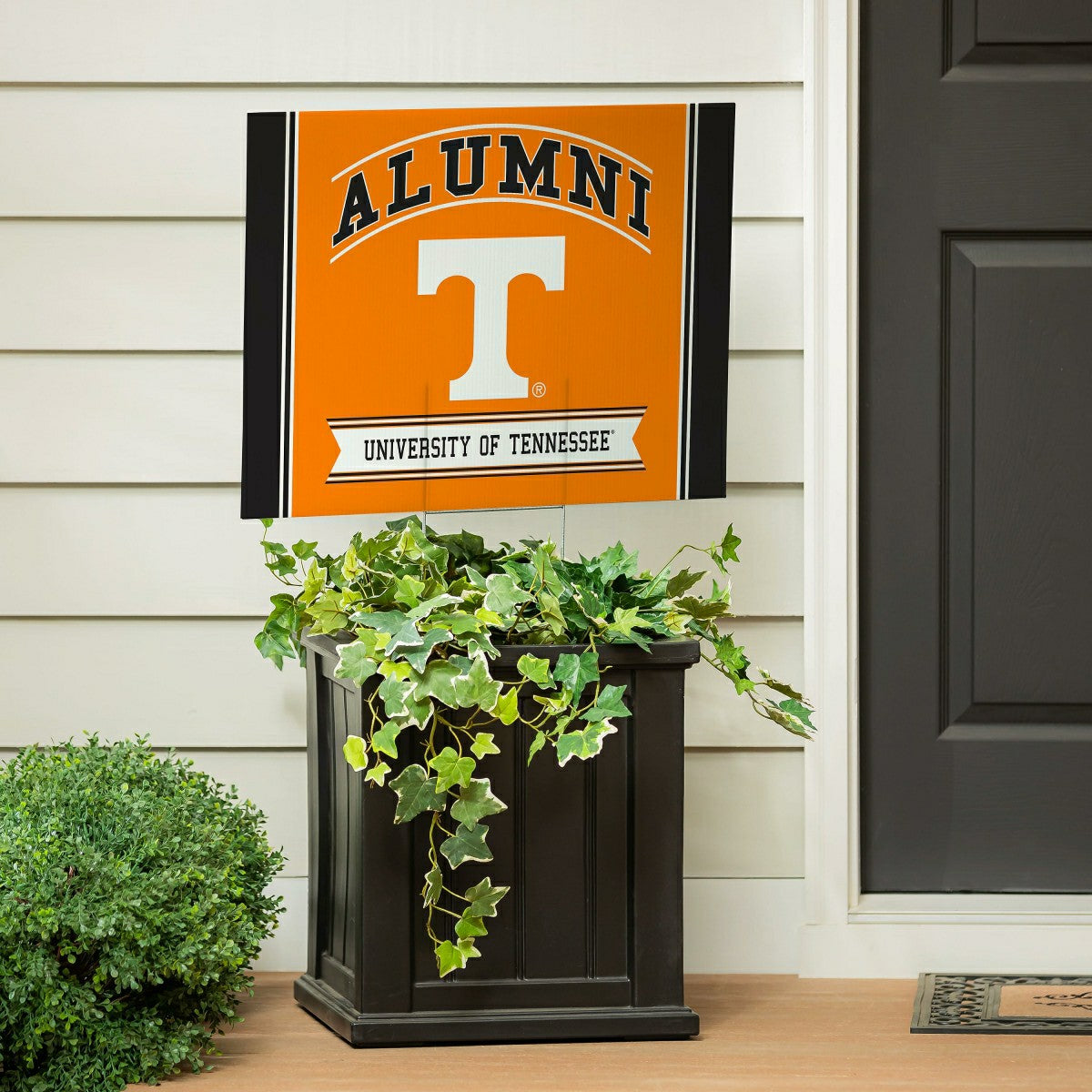University of Tennessee Coroplast Yard Sign Alumni, Collegiate, Home