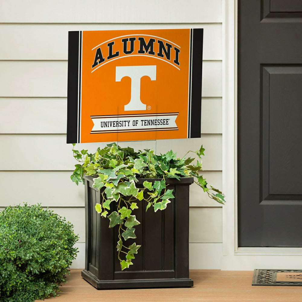 University of Tennessee Coroplast Yard Sign Alumni, Collegiate, Home